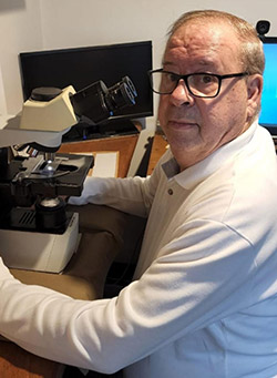 Dr. Carlos Renan Varela Juliano Dr. Carlos Renan Varela Juliano